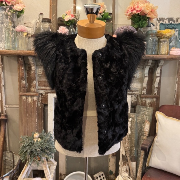 NEIMAN MARCUS FUR HOLIDAY VEST | Skaist Taylor BLACK FAUX Fur | Snap Front | NWT - Picture 4 of 12